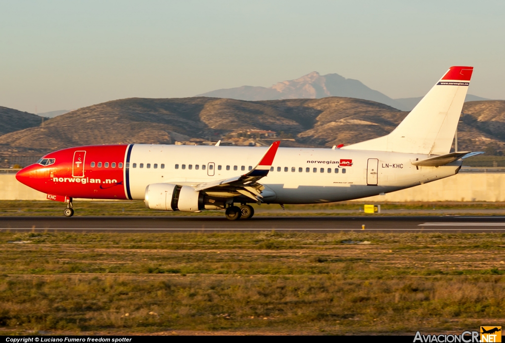 LN-KHC - Boeing 737-31S - Norwegian Air Shuttle