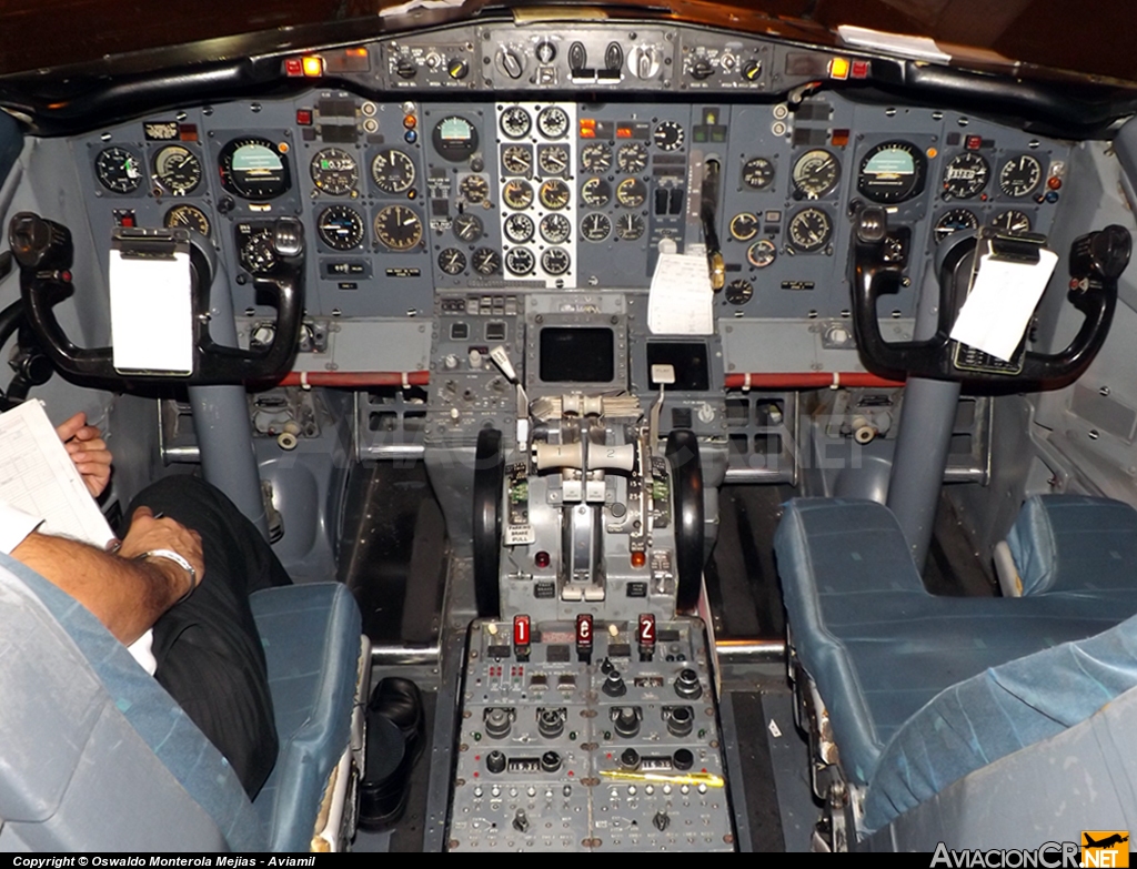 YV502T - Boeing 737-2A1/Adv - Venezolana