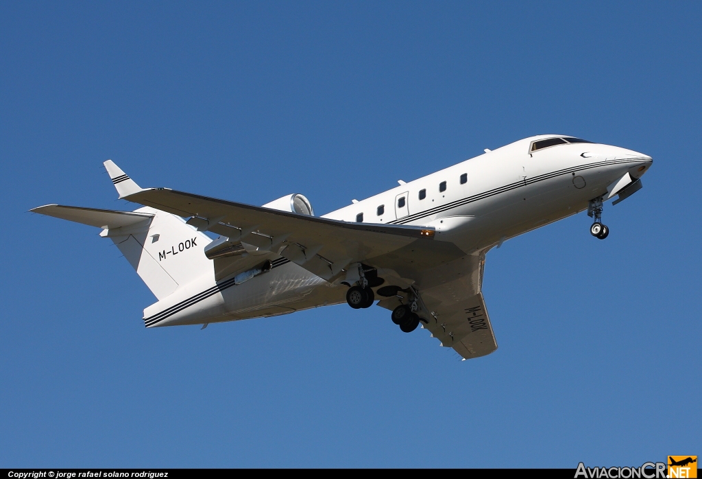 M-LOOK - Canadair CL-600-2B16 Challenger 604 - Privado