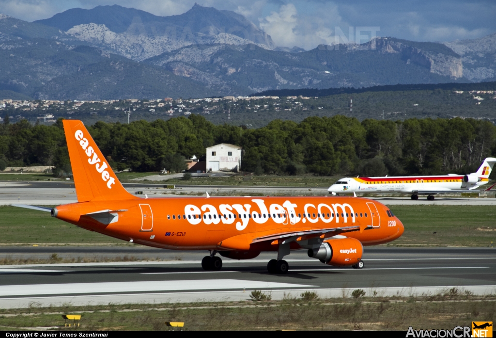 G-EZUI - Airbus A320-214 - EasyJet Airline