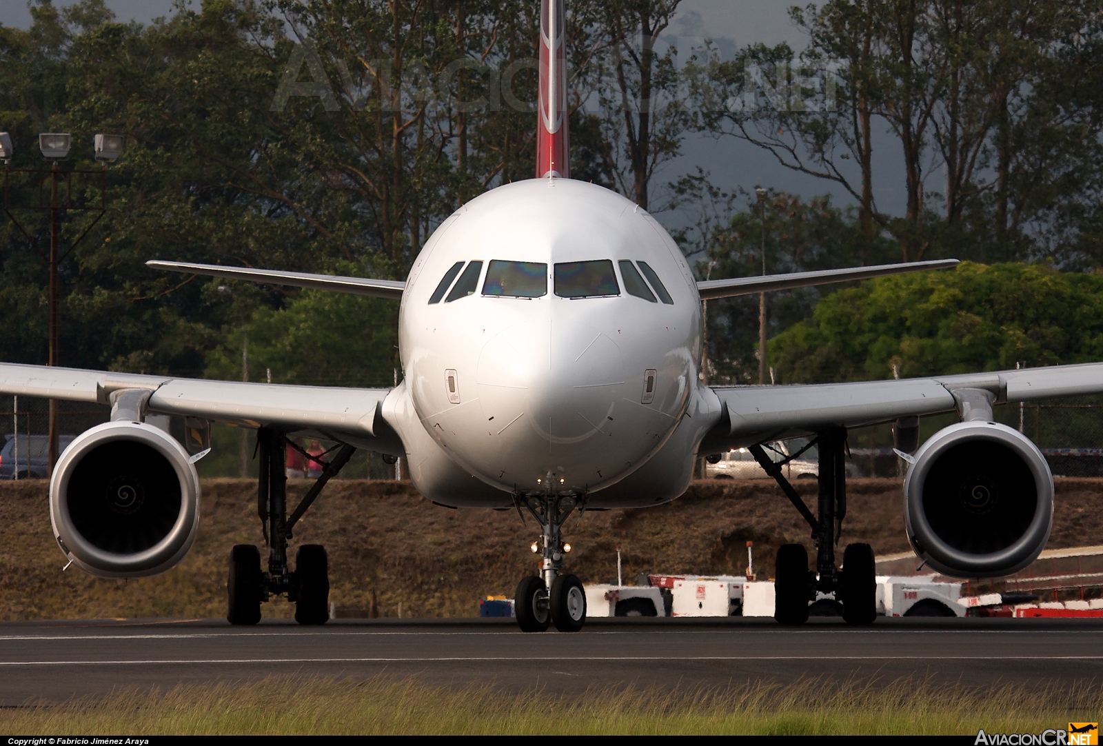 N499TA - Airbus A320-233 - TACA