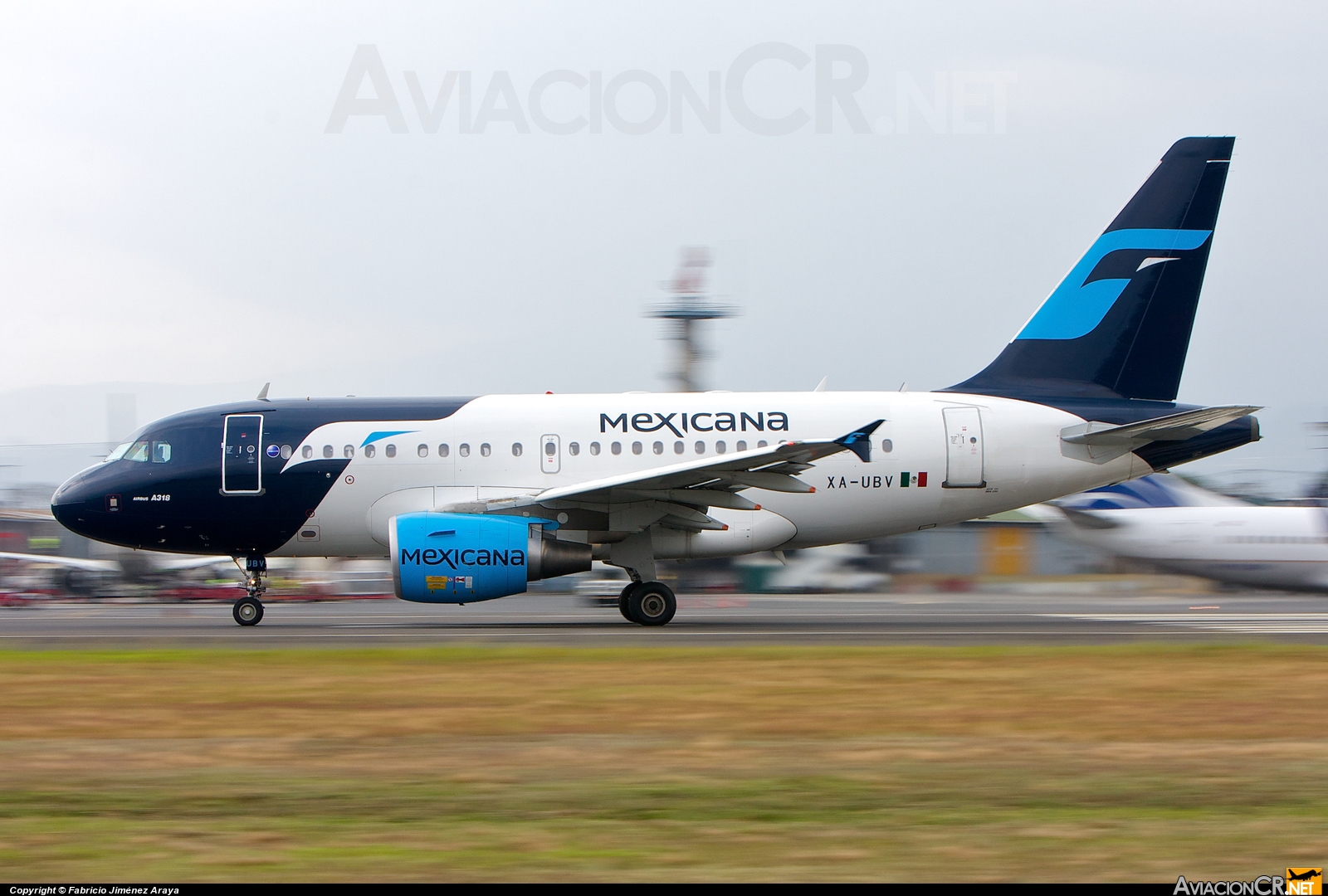 XA-UBV - Airbus A318-111 - Mexicana