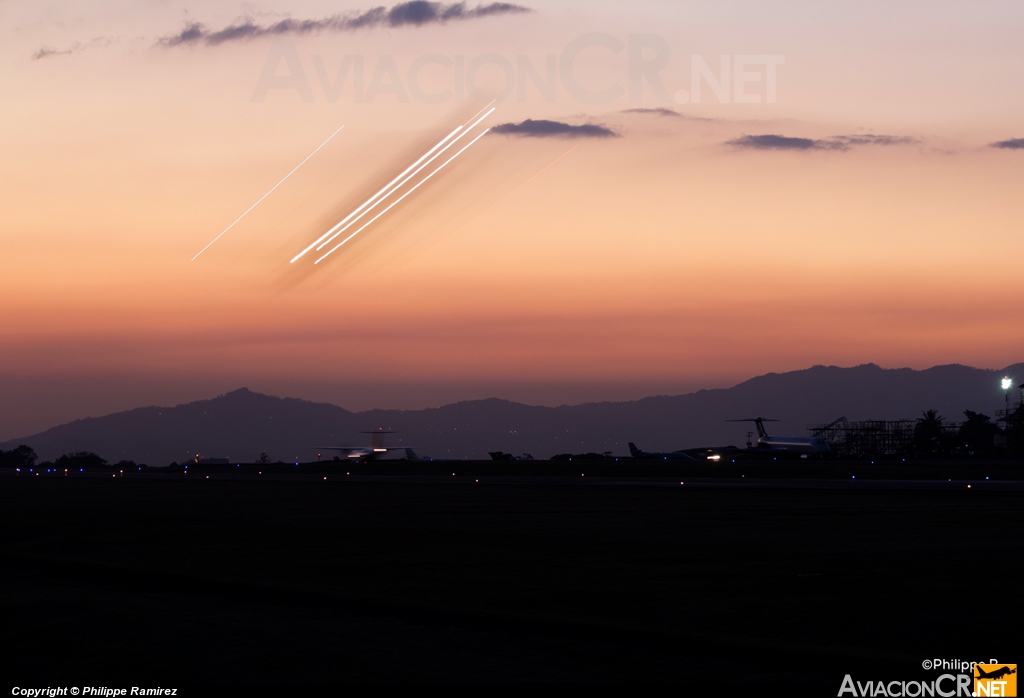 MROC - Aeropuerto - Pista