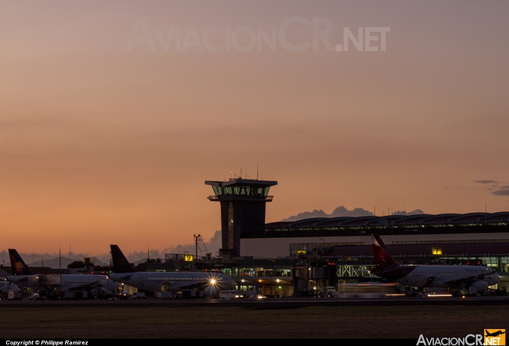 MROC - Aeropuerto - Rampa