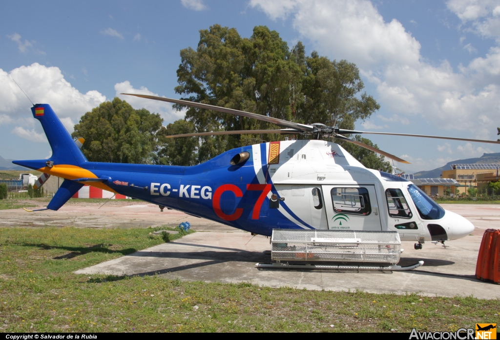 EC-KEG - Agusta A-109A II - Privado