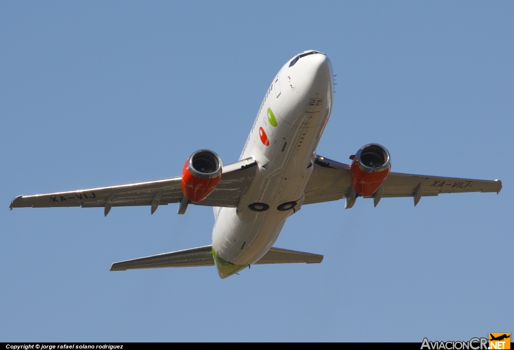 XA-VIJ - Boeing 737-3Y0 - Viva Aerobus