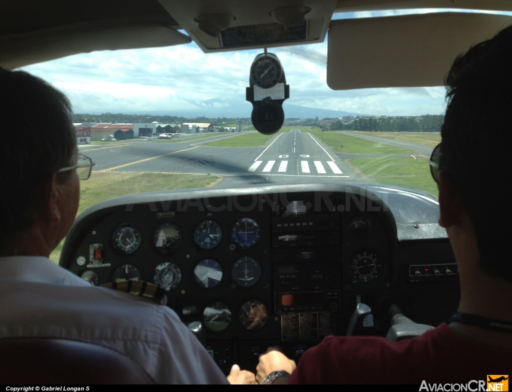 TI-AGO - Cessna 177B Cardinal II - ECDEA - Escuela Costarricense de Aviación