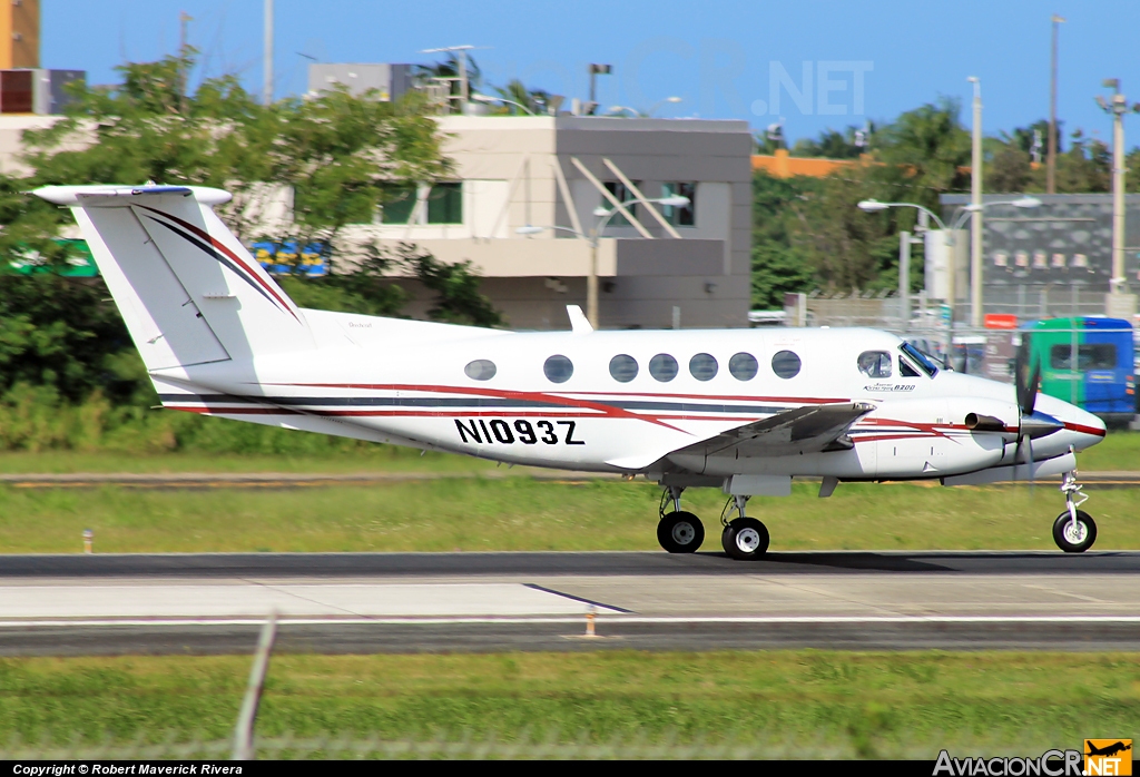 N1093Z - Beechcraft Super King Air B200 - Privado