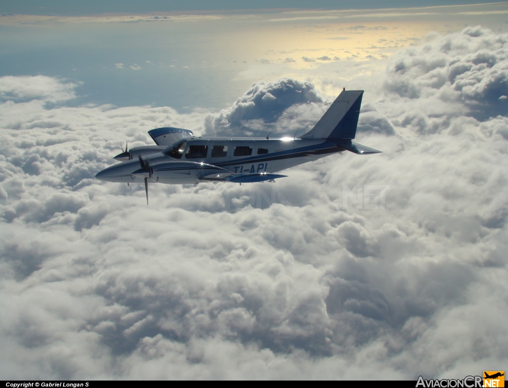 TI-API - Piper PA-34-200T Seneca II - ECDEA - Escuela Costarricense de Aviación