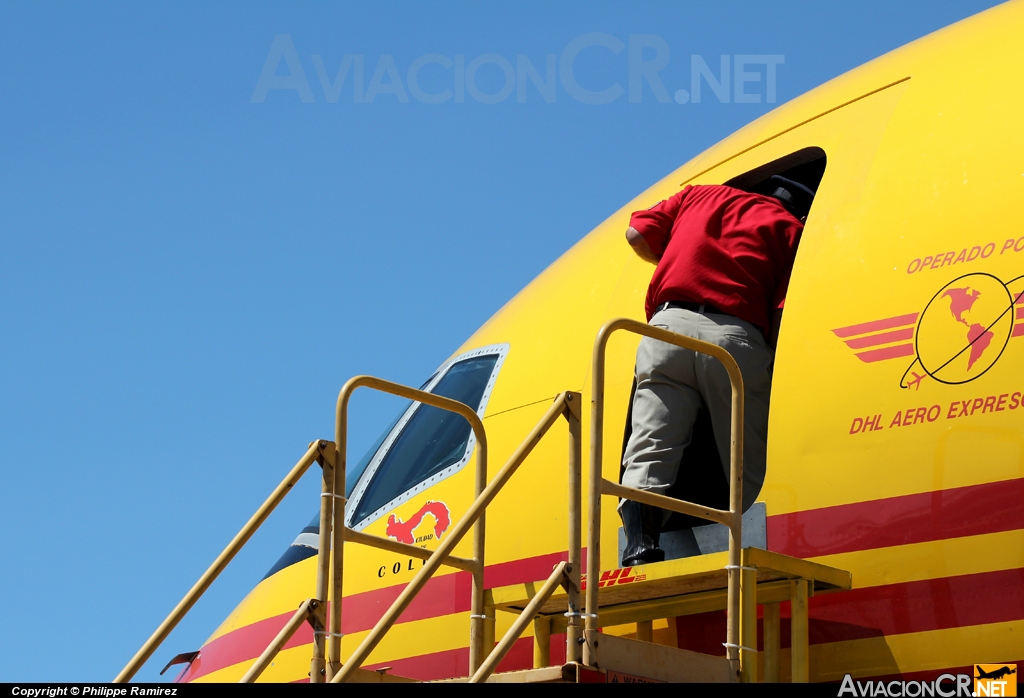 HP-1910DAE - Boeing 757-27A(SF) - DHL Aero Expreso