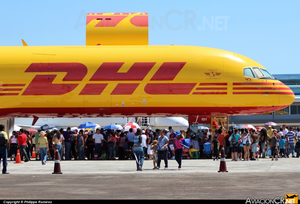 HP-1910DAE - Boeing 757-27A(SF) - DHL Aero Expreso