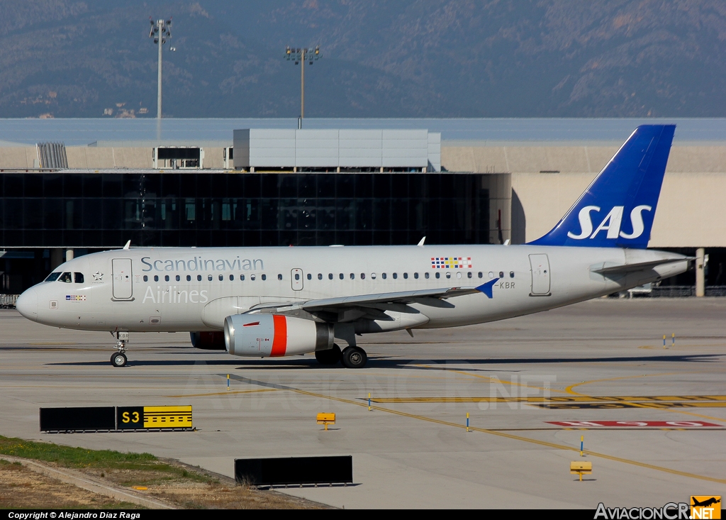 OY-KBR - Airbus A319-131 - Scandinavian Airlines - SAS