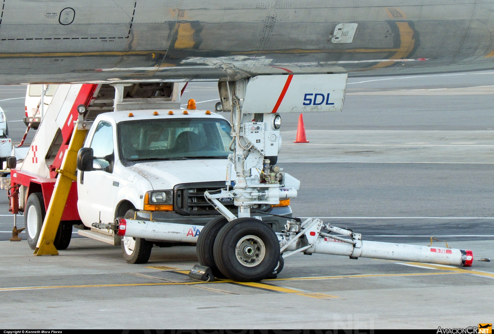 N693AA - Boeing 757-223 - American Airlines