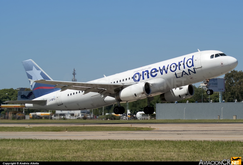 LV-BFO - Airbus A320-233 - LAN Argentina