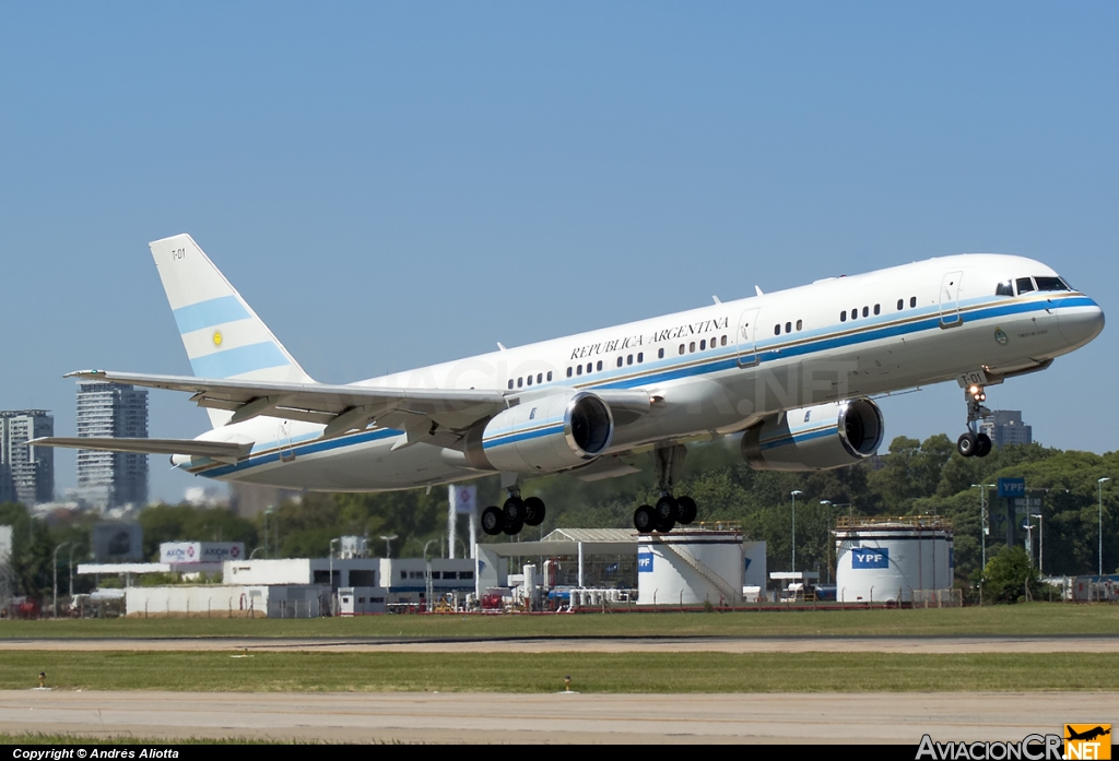 T-01 - Boeing 757-23A - Gobierno de Argentina