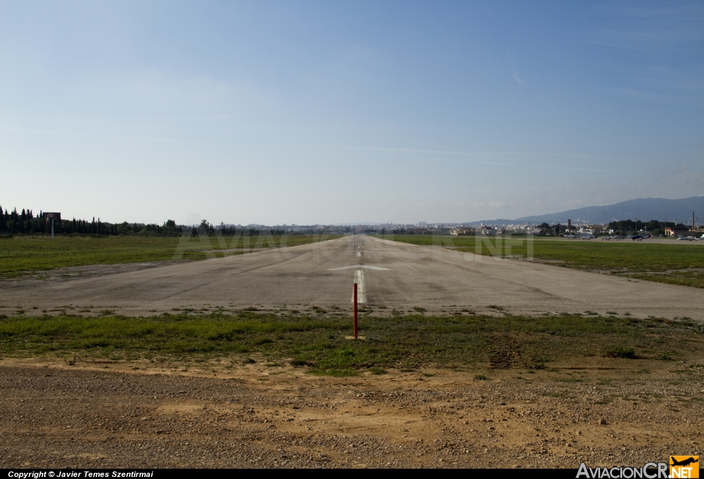 LESB - Cabecera de pista - Aeropuerto