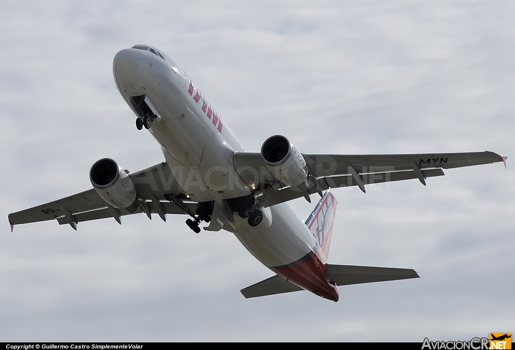 PR-MYN - Airbus A320-214 - TAM