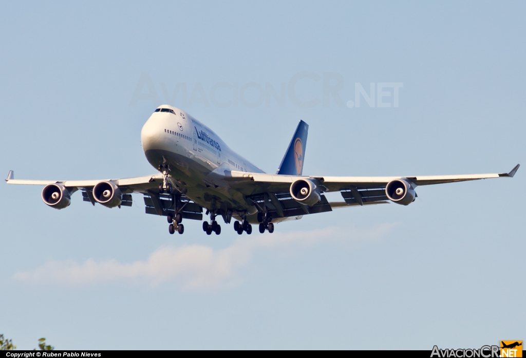 D-ABVH - Boeing 747-430 - Lufthansa