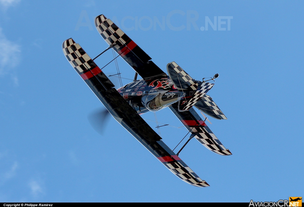N540SS - Pitts S-2S Special - Privado