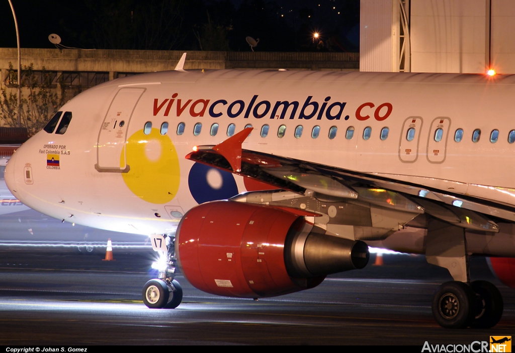 HK-4817 - Airbus A320-214 - Viva Colombia