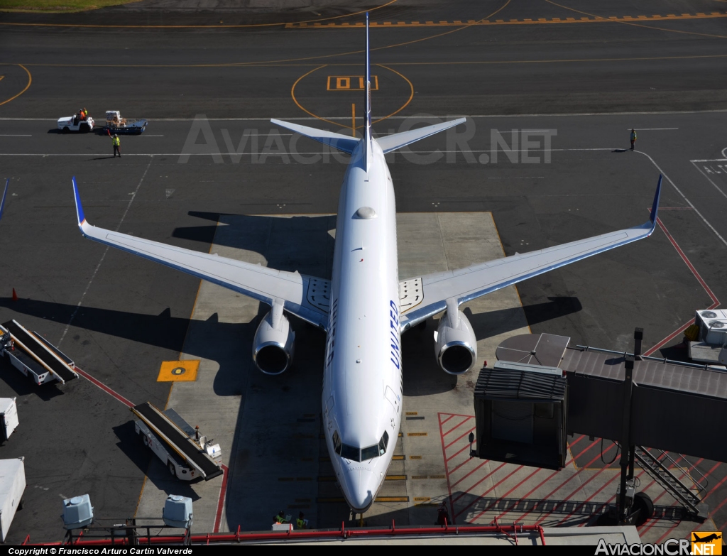 N76508 - Boeing 737-824 - United Airlines