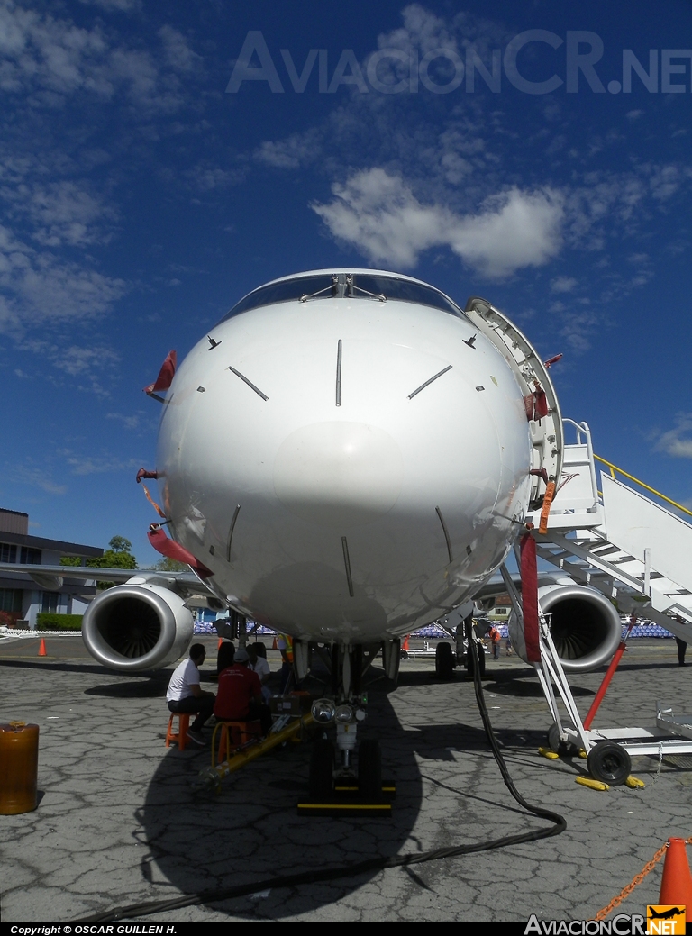 N984TA - Embraer 190-100IGW - TACA