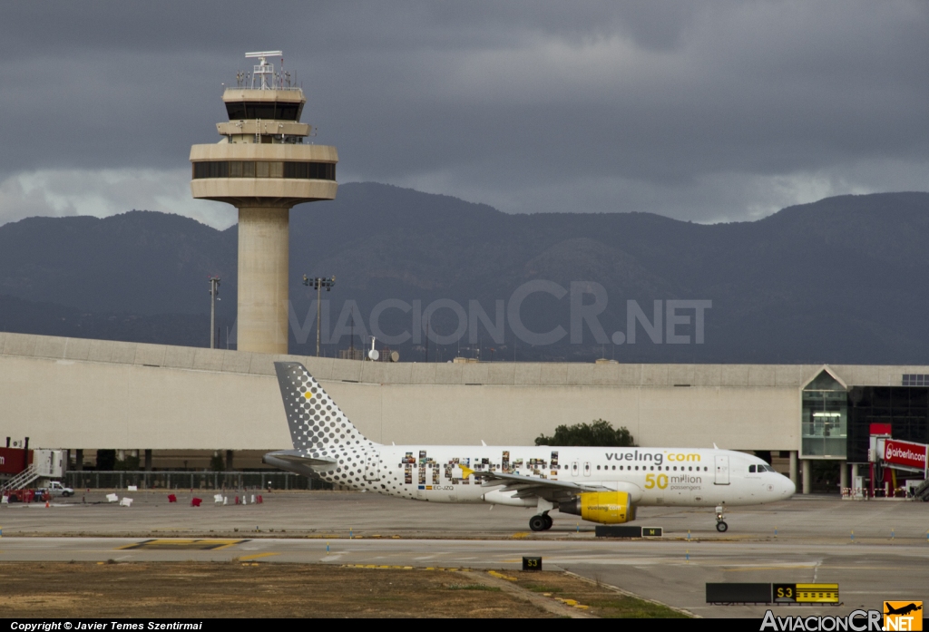 EC-JZQ - Airbus A320-214 - Vueling