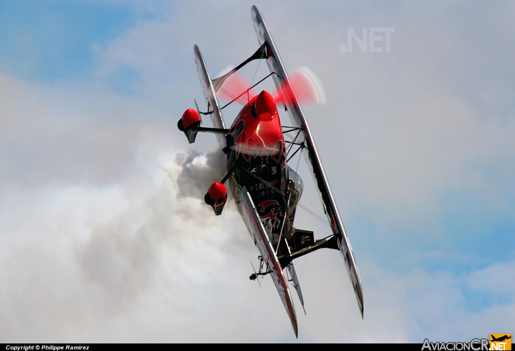 N540SS - Pitts S-2S Special - Privado