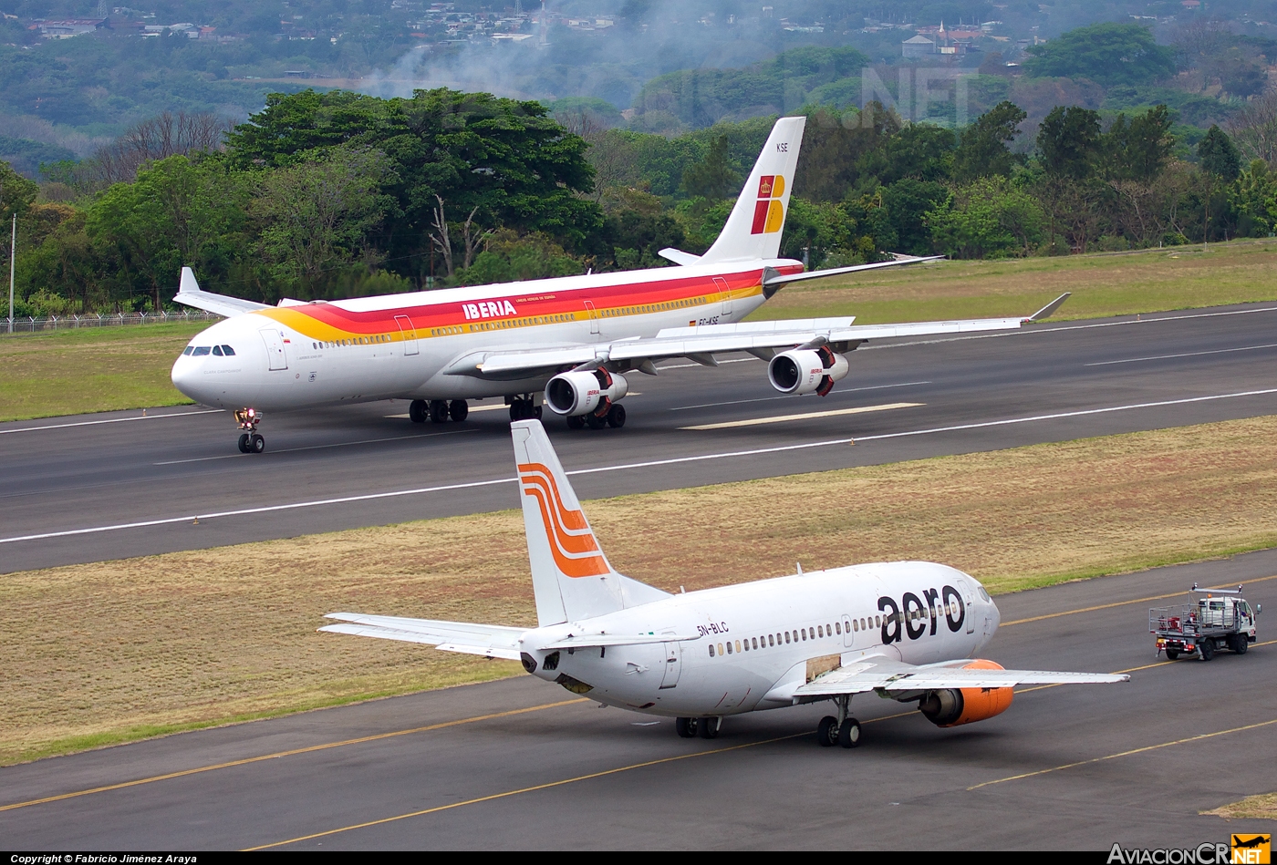 5N-BLC - Boeing 737-522 - AeroContractors of Nigeria