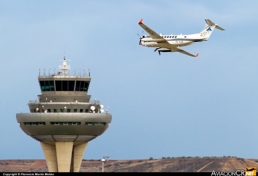 EC-KJQ -  Beech Super King Air 350 (B300) - SENASA
