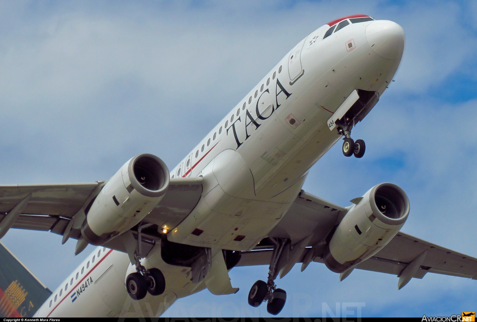 N494TA - Airbus A320-233 - TACA