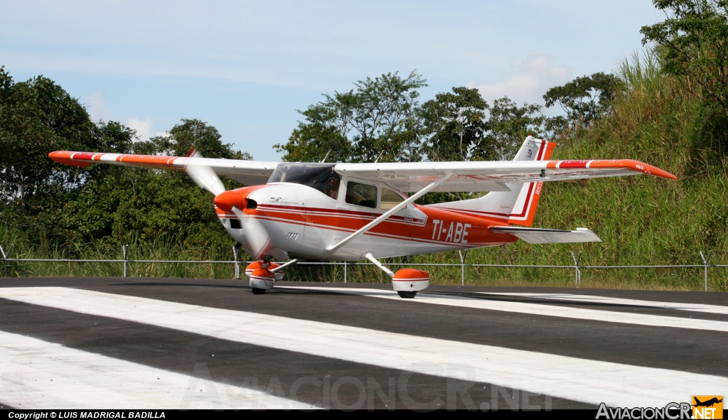 TI-ABE - Cessna 182Q Skylane II - Privado