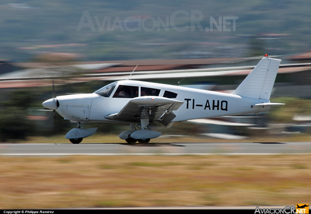 TI-AHQ - Piper PA-28-180 Cherokee D - Aerotica Escuela de Aviación