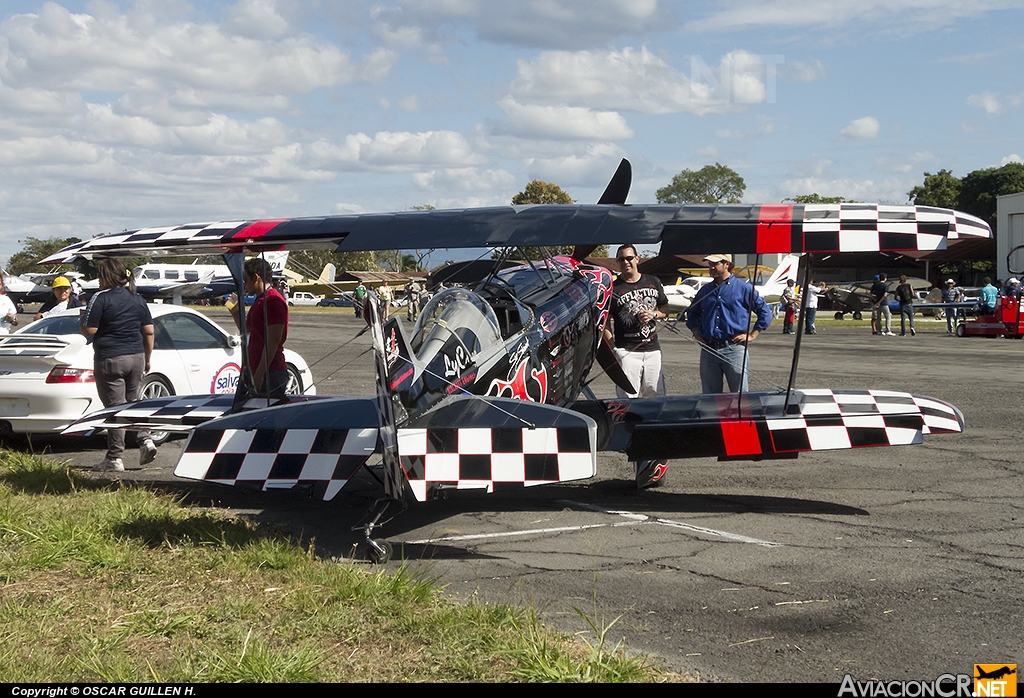 N540SS - Pitts S-2S Special - Privado