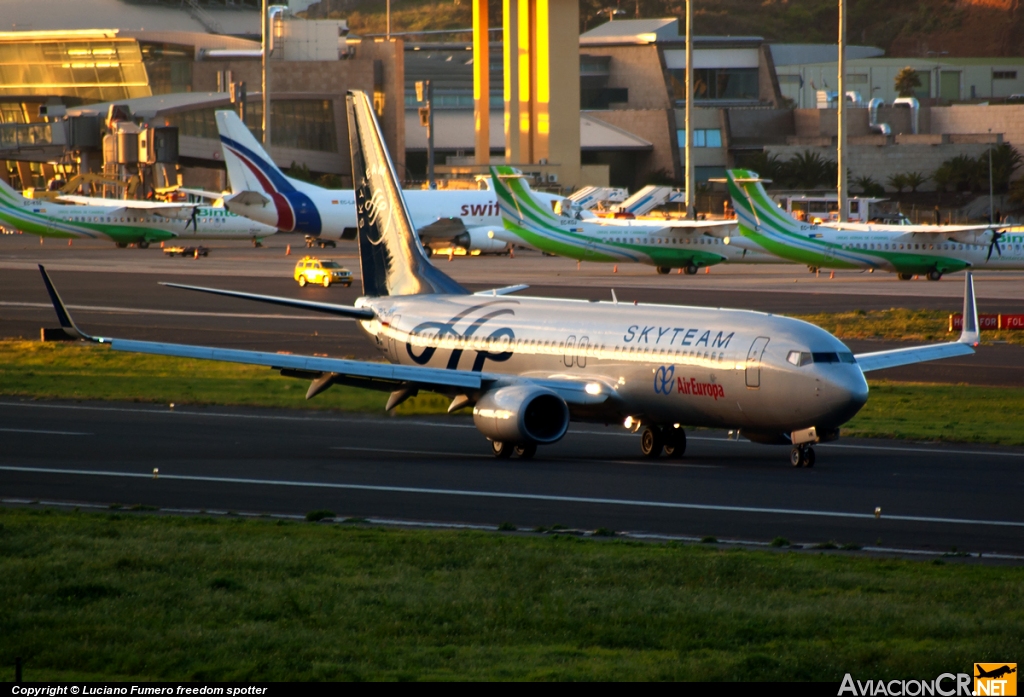 EC-JHK - Boeing 737-85P - Air Europa
