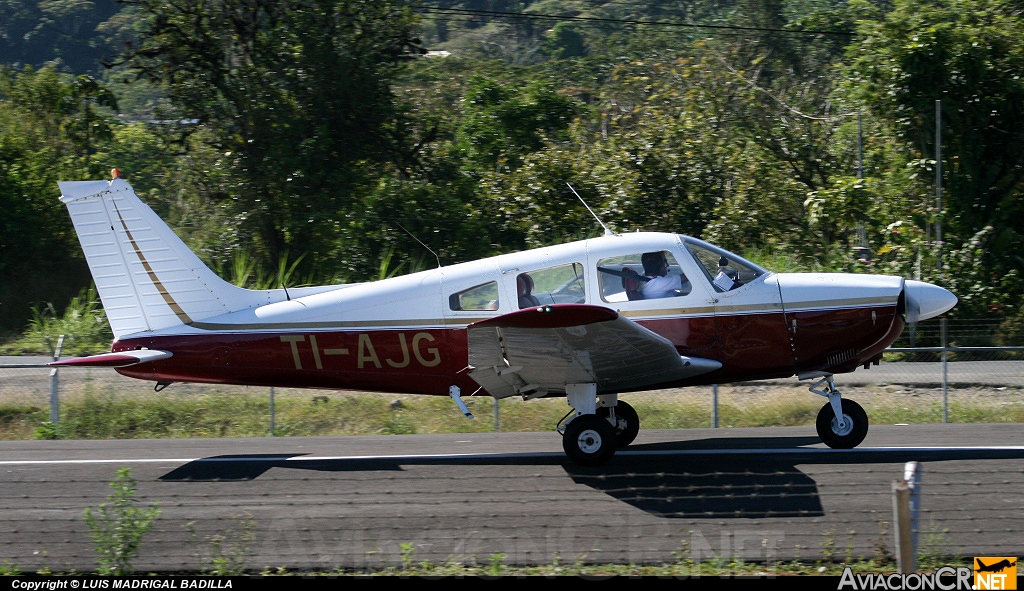 TI-AJG - Piper PA-28-181 Archer II - ECDEA - Escuela Costarricense de Aviación