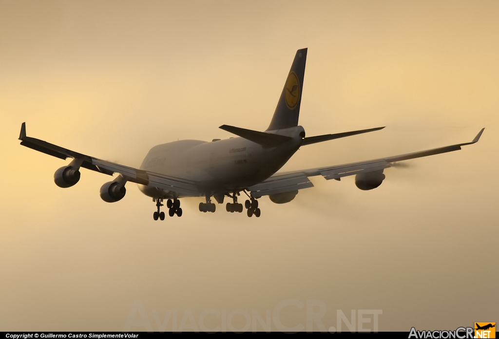 D-ABVO - Boeing 747-430 - Lufthansa