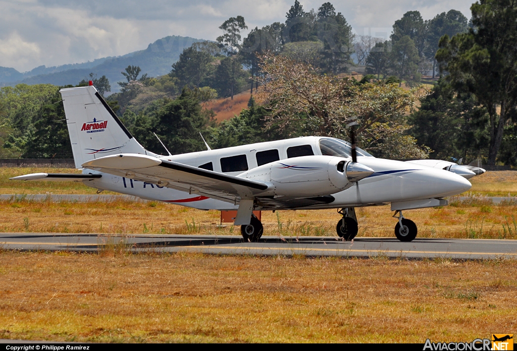 TI-AUA - Piper PA-34-200T Seneca II - Aerobell