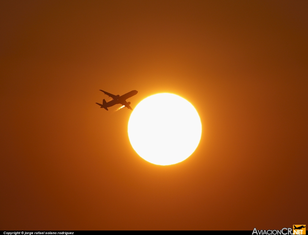 N990TA - Airbus A319-112 - TACA