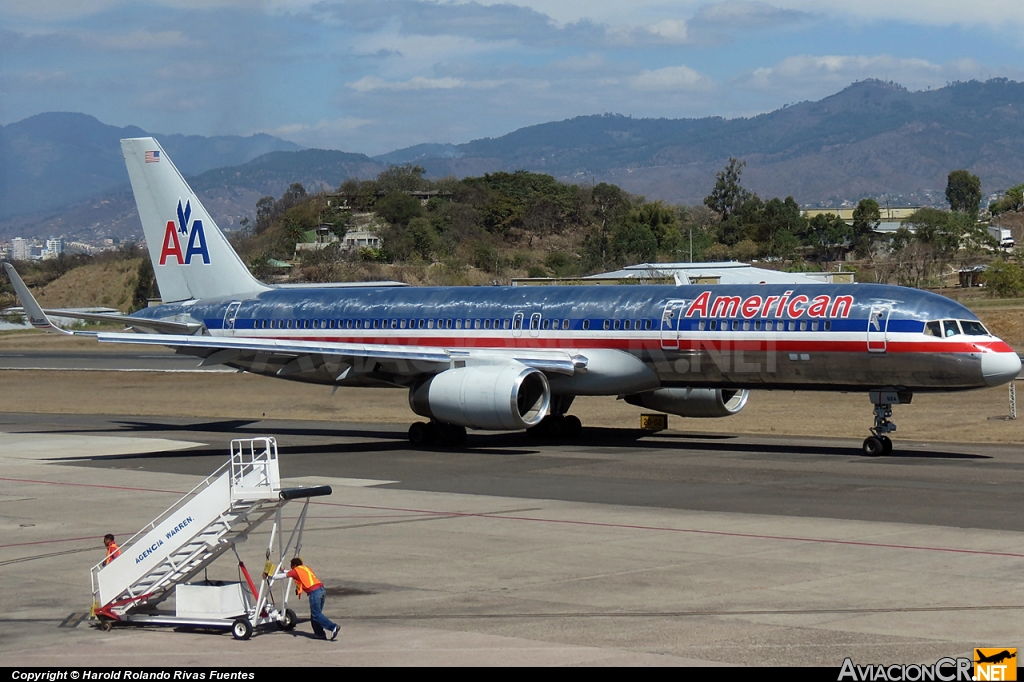 N624AA - Boeing 757-223 - American Airlines