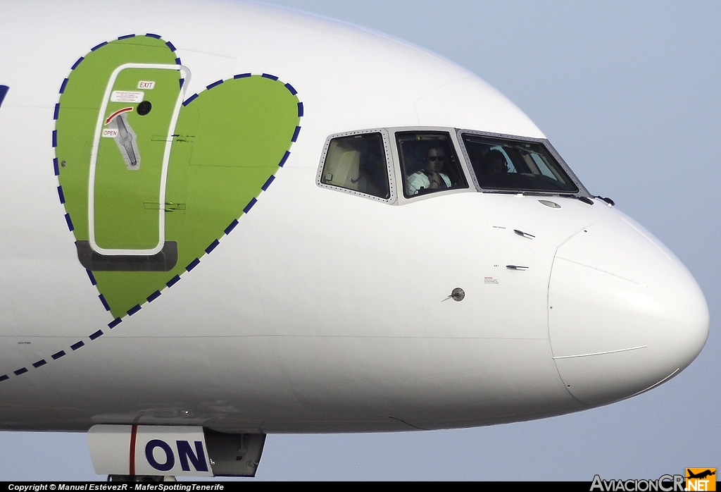 D-ABON - Boeing 757-330 - Condor