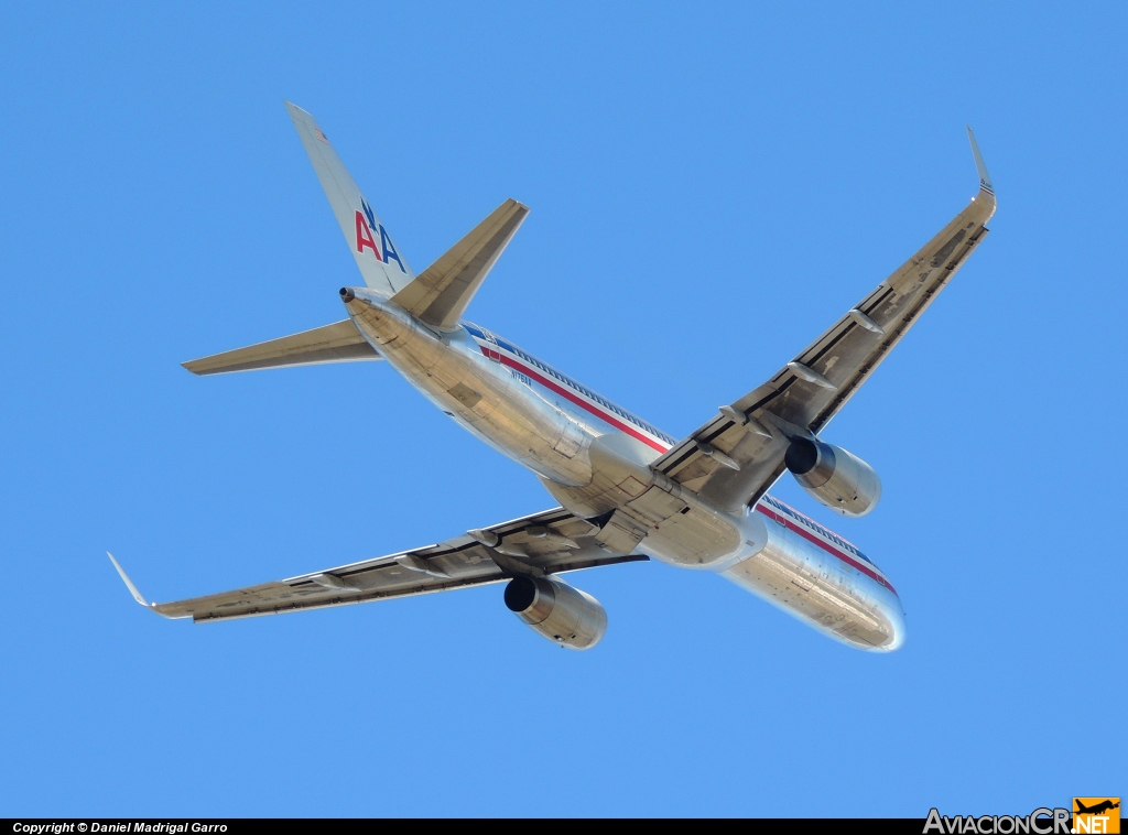 N176AA - Boeing 757-223 - American Airlines