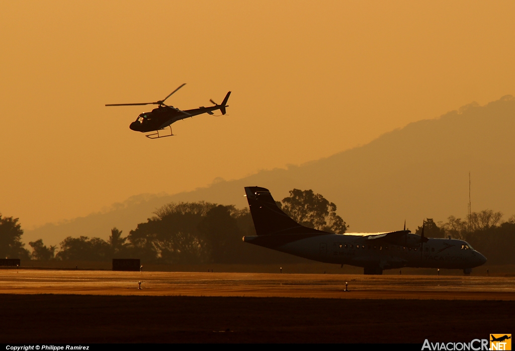 TI-AZA - Eurocopter AS 350BA Ecureuil - Privado