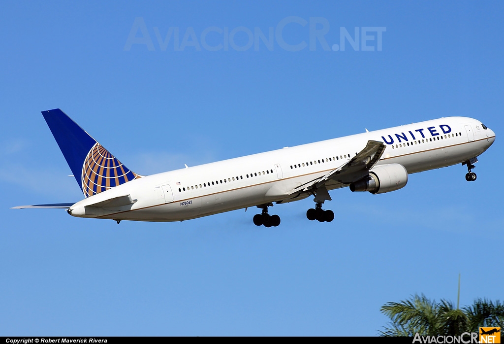 N76062 - Boeing 767-424/ER - United Airlines