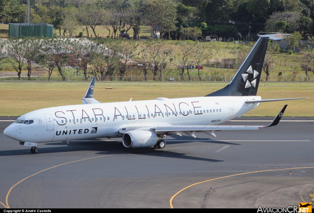 N26210 - Boeing 737-824 - United (Continental Airlines)