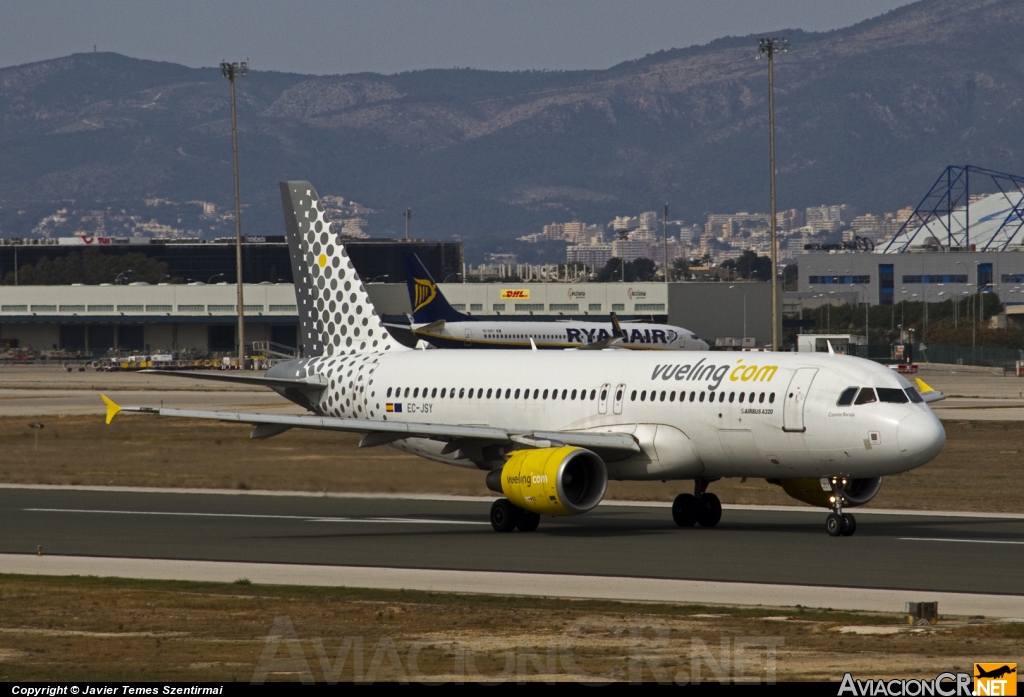 EC-JSY - Airbus A320-214 - Vueling