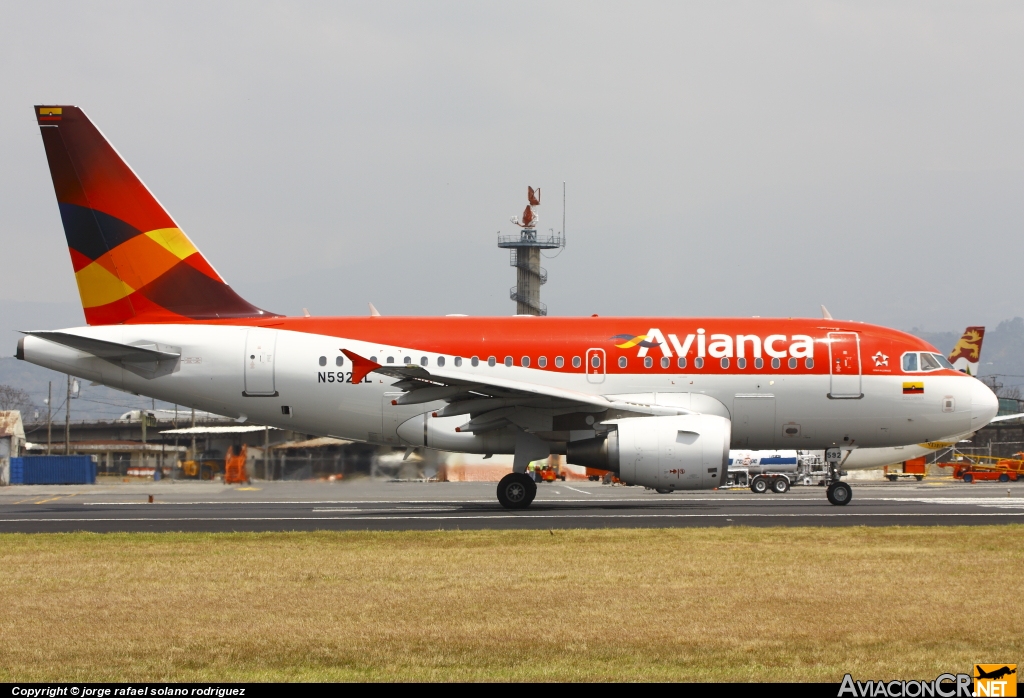 N592EL - Airbus A318-111 - Avianca