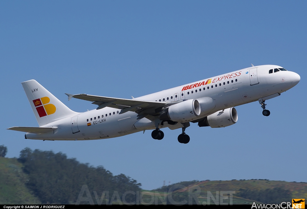 EC-LKH - Airbus A320-214 - Iberia Express
