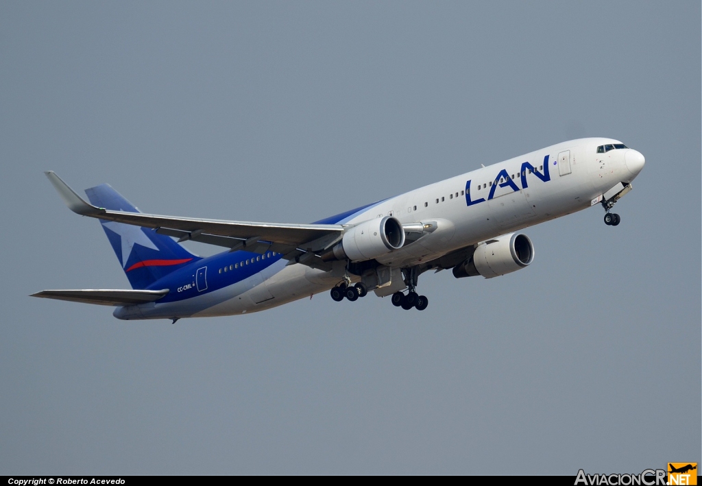 CC-CML - Boeing 767-3Q8/ER - LAN Airlines