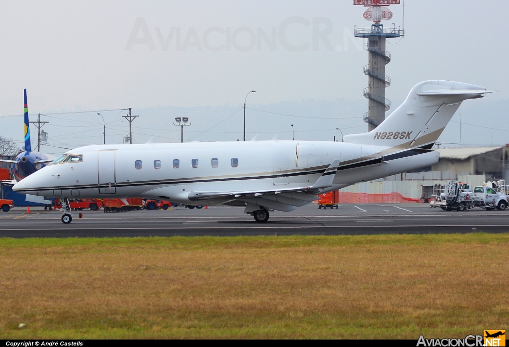 N828SK - Bombardier BD-100-1A10 Challenger 300 - Privado